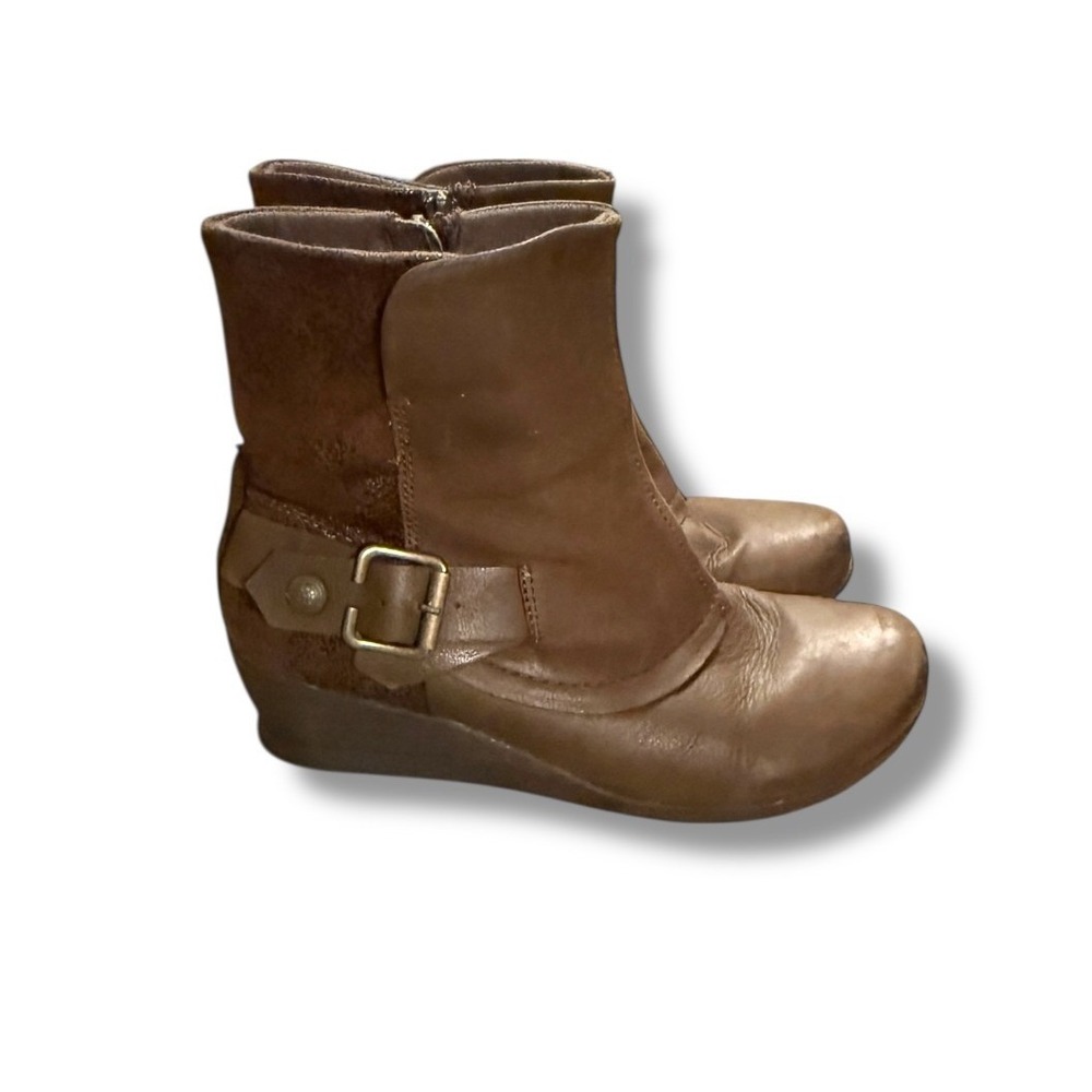 Earth Origins Wedge Ankle Boots Women's Size 10 Brown Leather Zip Buckle Comfort